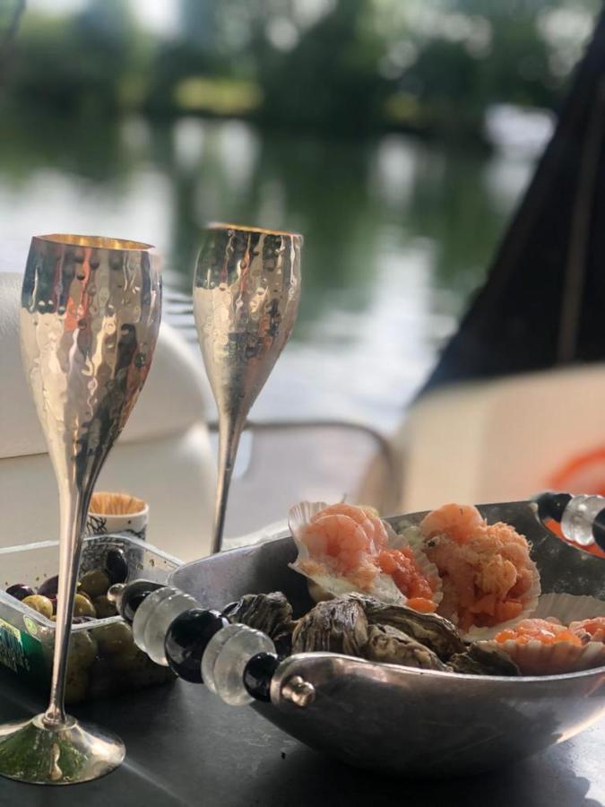 Botel Luxury Yacht Retreat: Oyster Fund's Private Island Getaway *