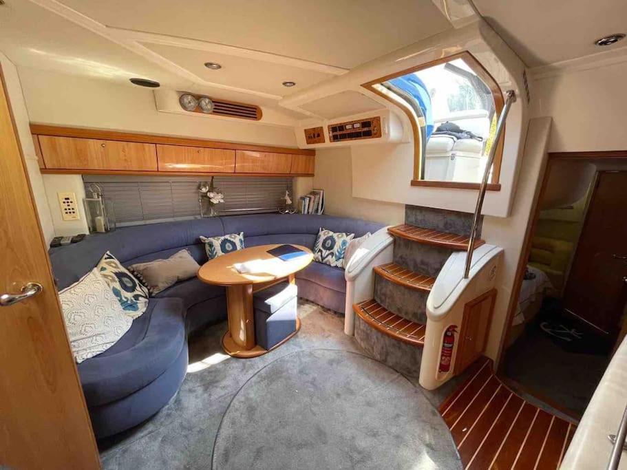 Botel Luxury Yacht Retreat: Oyster Fund's Private Island Getaway *